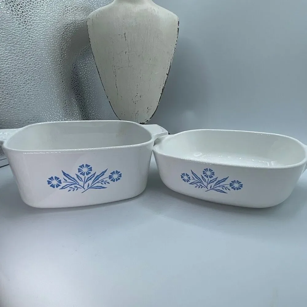 Lot of 2 Vintage Corning Ware Blue Cornflower Casseroles. 1-1.5Qt and 1- 1Qt